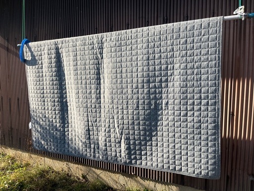ニトリ ラグマット 2×2.4m