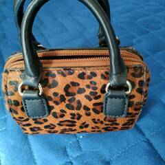 RODESKO アニマル ヒョウ柄 　ミニハンドバックの画像