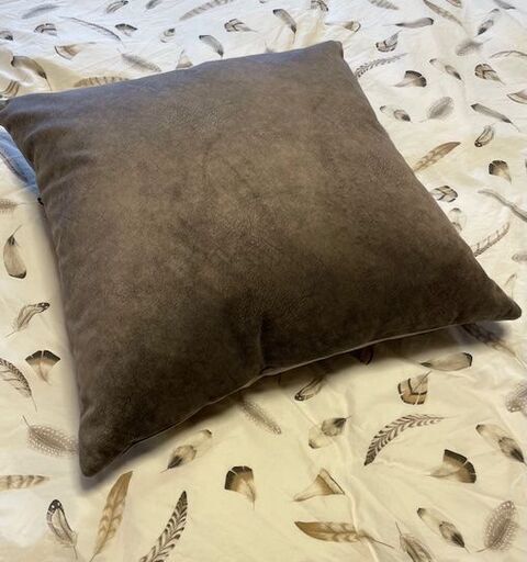 20% off! 特大クッション (Oversized cushion)