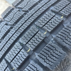 【引取者決定】ハイエース 200系　スタッドレスタイヤの画像