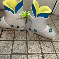 ジュニア　スキーブーツ　22センチ　HARTの画像