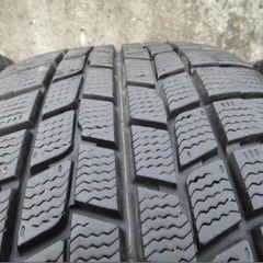 215/60R16スタッドレス　Goodyear ICENAVI6の画像