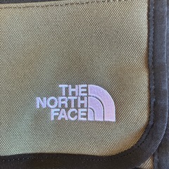 ノースフェイスカバンの画像