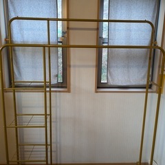 洋服ラックの画像