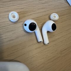 Apple アップル AirPods Pro（第2世代）ワイヤレスイヤホンの画像