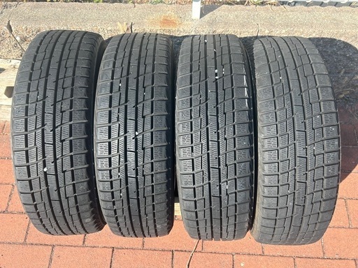 お取引中。軽自動車用 バリ山 スタッドレス155/65R14 ＋ 5J幅 アルミホイールセット