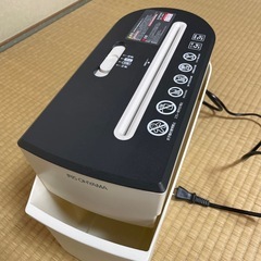 アイリスオーヤマ  シュレッダー