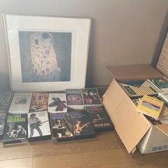 【無料、御礼　5000円‼️】絵画、VHSビデオ、CD、書籍大量