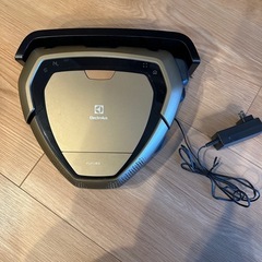 ※1/3まで限定価格！【ロボット掃除機】Electrolux P...