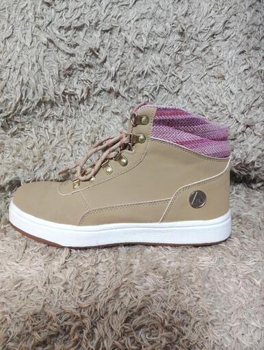 AIRWALK安全靴ﾊｲｶｯﾄﾍﾞｰｼﾞｭﾋﾟﾝｸ