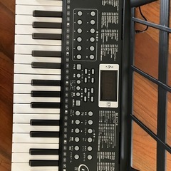 電子キーボード