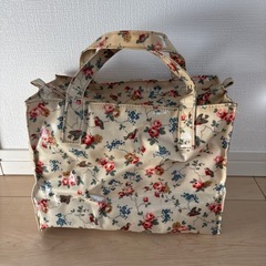 Cath Kidston 花柄ハンドバッグ 中型の画像