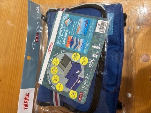 新品未使用　サーモス　保冷バッグ