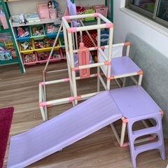 子ども ジャングルジム 女の子の画像