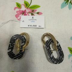LANVINピアス