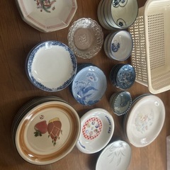 食器などの画像