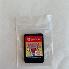 Nintendo Switch 太鼓の達人ソフトと専用コントローラーの画像