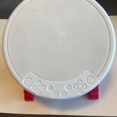 Nintendo Switch 太鼓の達人ソフトと専用コントローラーの画像