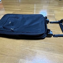 「取り引き中」
コンパクトにしまえるキャリーバッグの画像