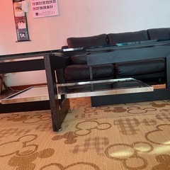 ガラステーブルの画像