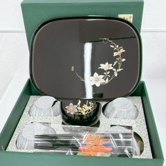 新品未使用、お椀とお盆、お箸セット