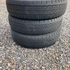 中古タイヤ3本　145R12 6PR 