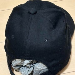1PIU1UGUALE3 キャップ帽子の画像