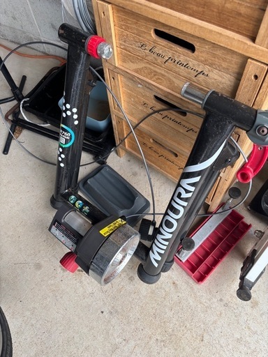 話の早い方半額　ミノウラ　ロードバイク自転車用三本ローラーセット