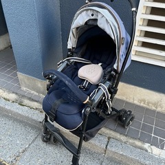 combiベビーカー差し上げます！