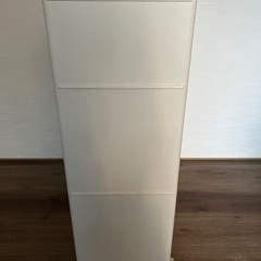 カインズ☆収納引き出しキャスター付きの画像