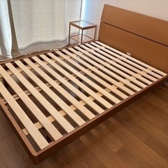 【無料】ダブルベッドの枠の画像