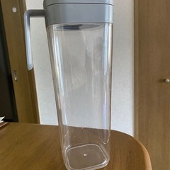 【300円】横置き可　お茶　水　麦茶ポット