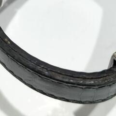 グッチ GUCCI  バングル  ロゴ プレート レザー ブレスレットの画像