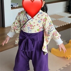袴ロンパースの画像