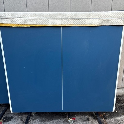 【決まりました】公式規格サイズ　卓球台　セパレート式