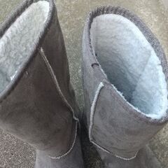 ムートンロングブーツの画像