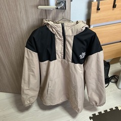 フード付きアウター