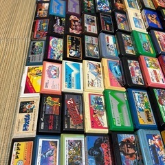 ファミコンカセット71本の画像