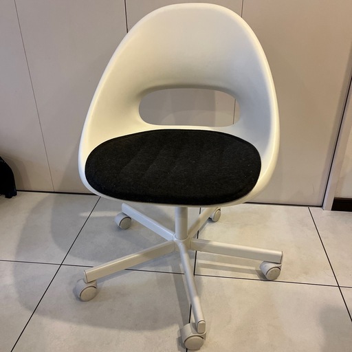 IKEA 回転チェア