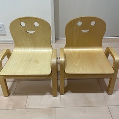 【売却済】幼児用イス2脚セットの画像