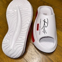 未使用 新品 ソフトソールのメンズファッションプリントアウトドアサンダルの画像