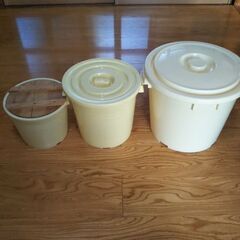 味噌樽  漬け物樽  