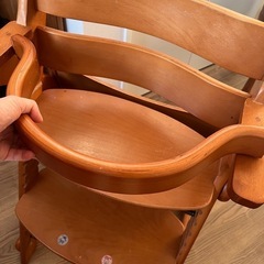 【お譲り先決定】日本育児　たためるベビーチェアの画像