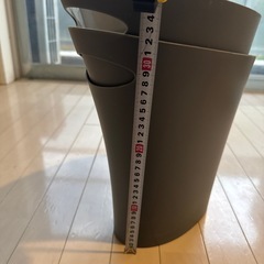 ゴミ箱
の画像