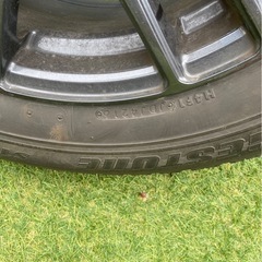 即⚠️スタッドレスタイヤ　215/60/R16の画像