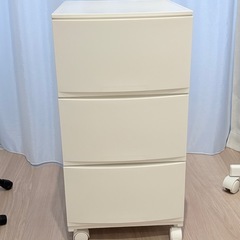 【引取限定】ニトリ収納ケース×2個　キャスター付きの画像