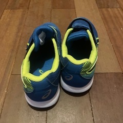 asicsスニーカー
の画像