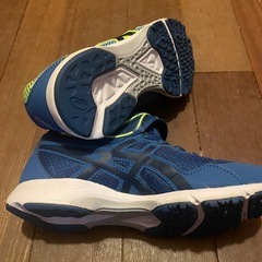 asicsスニーカー
の画像