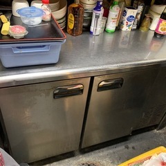 業務用冷凍庫