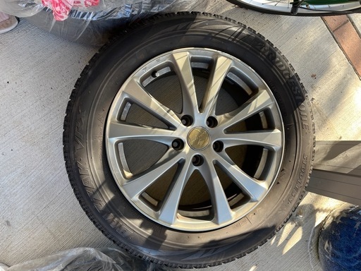 スタッドレスタイヤ　ブリザック